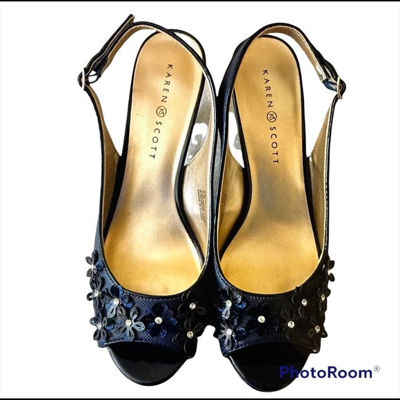 Karen Scott Shoes - KAREN SCOTT BRONAA SLINGBACK NAVY Size 9 1/2